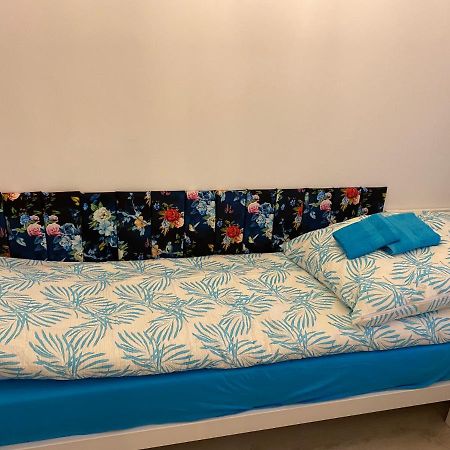 Turkusowy Zakatek Glogow Apartment Bagian luar foto