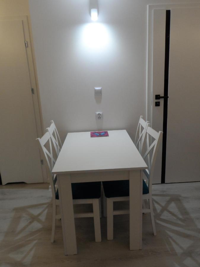 Turkusowy Zakatek Glogow Apartment Bagian luar foto